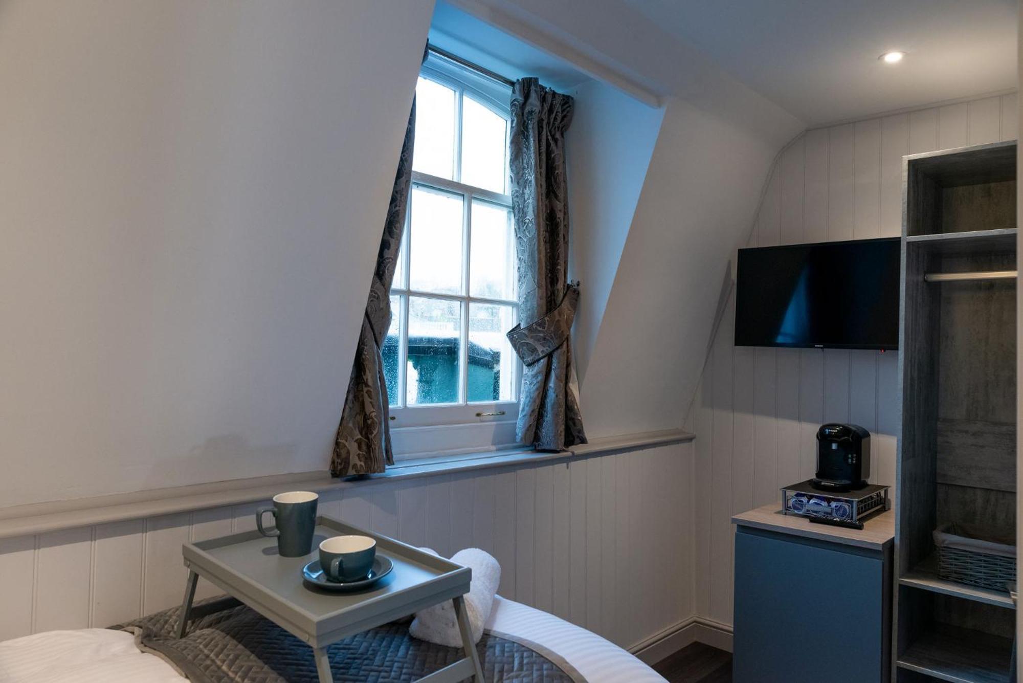 The Three Crowns B&B Plymouth Værelse billede